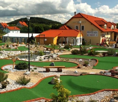 Adventure golf Počepice